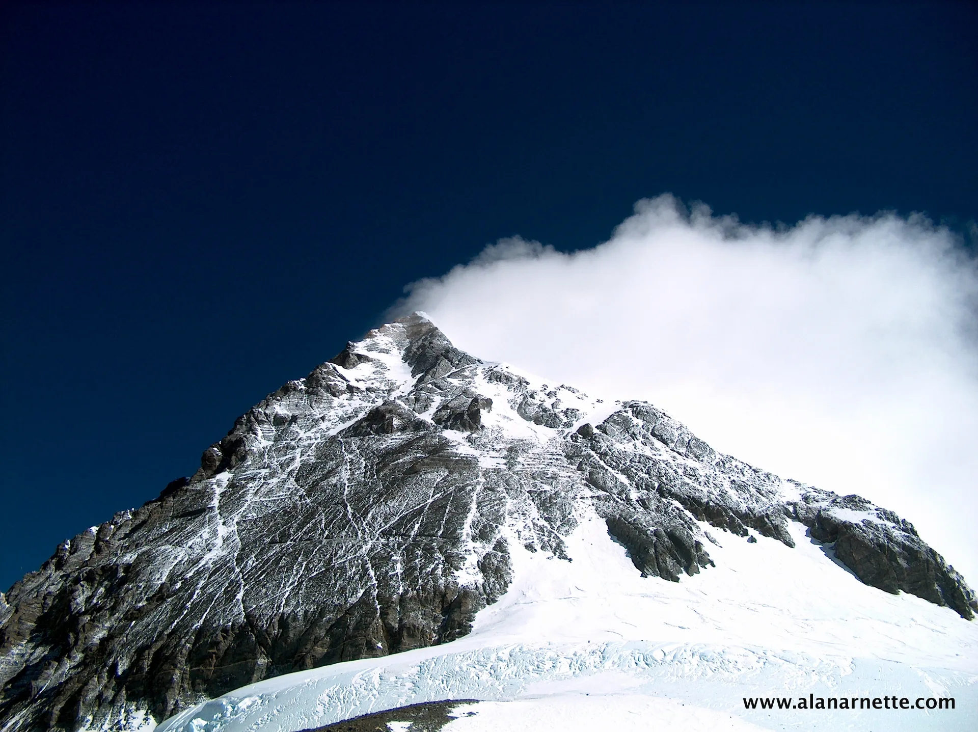Plume off South Summit